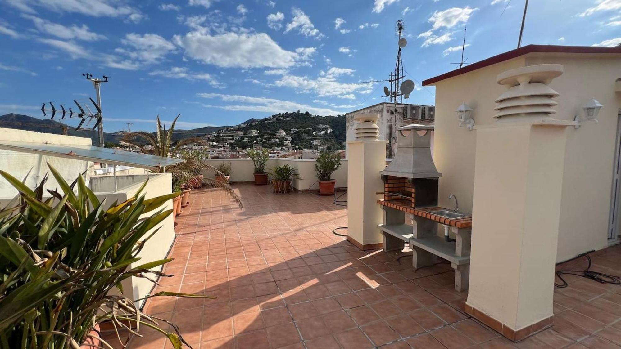 Bonito Duplex En Con Vistas Al Mar Cerca De La Playa *
