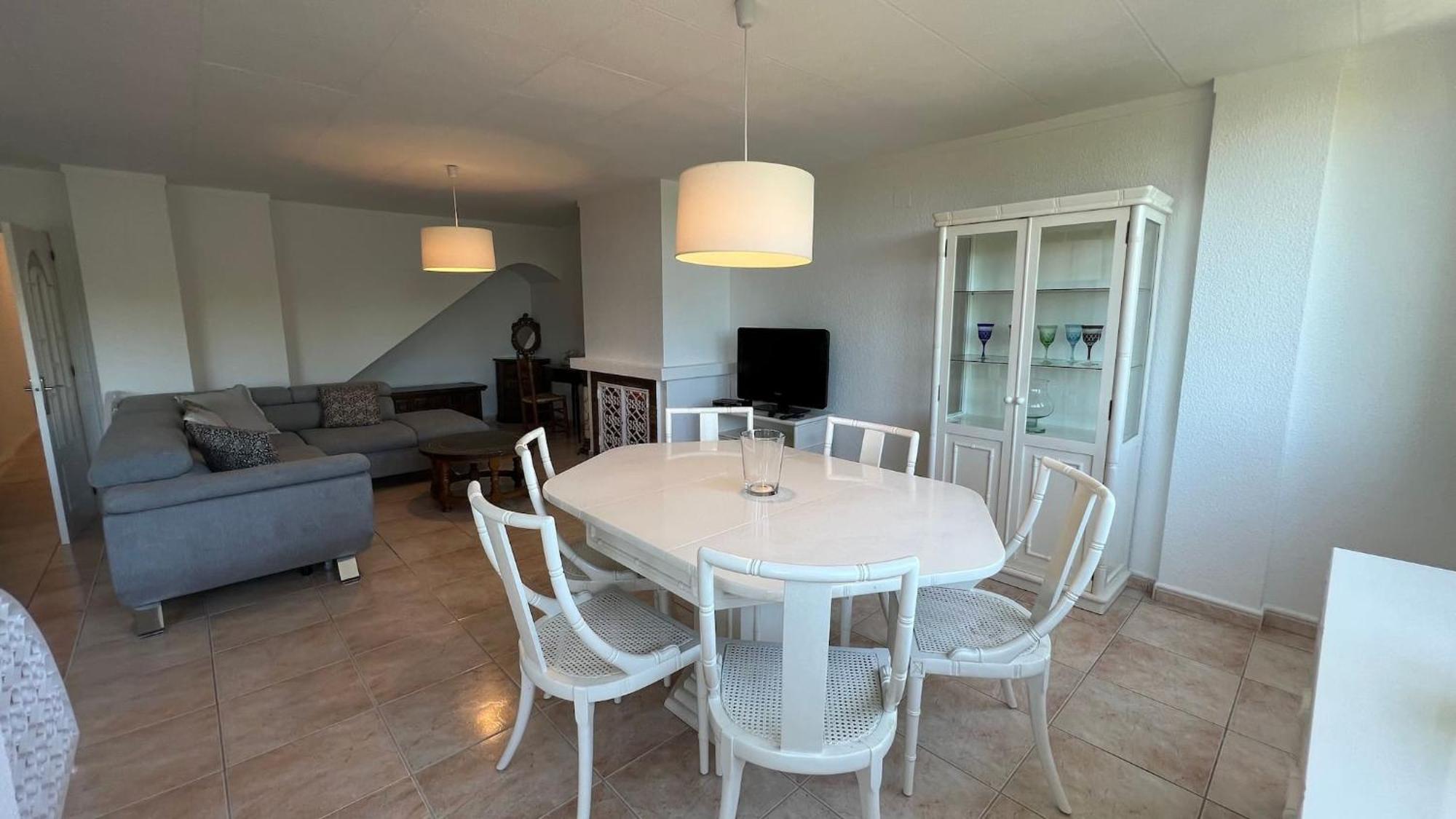 Bonito Duplex En Con Vistas Al Mar Cerca De La Playa *