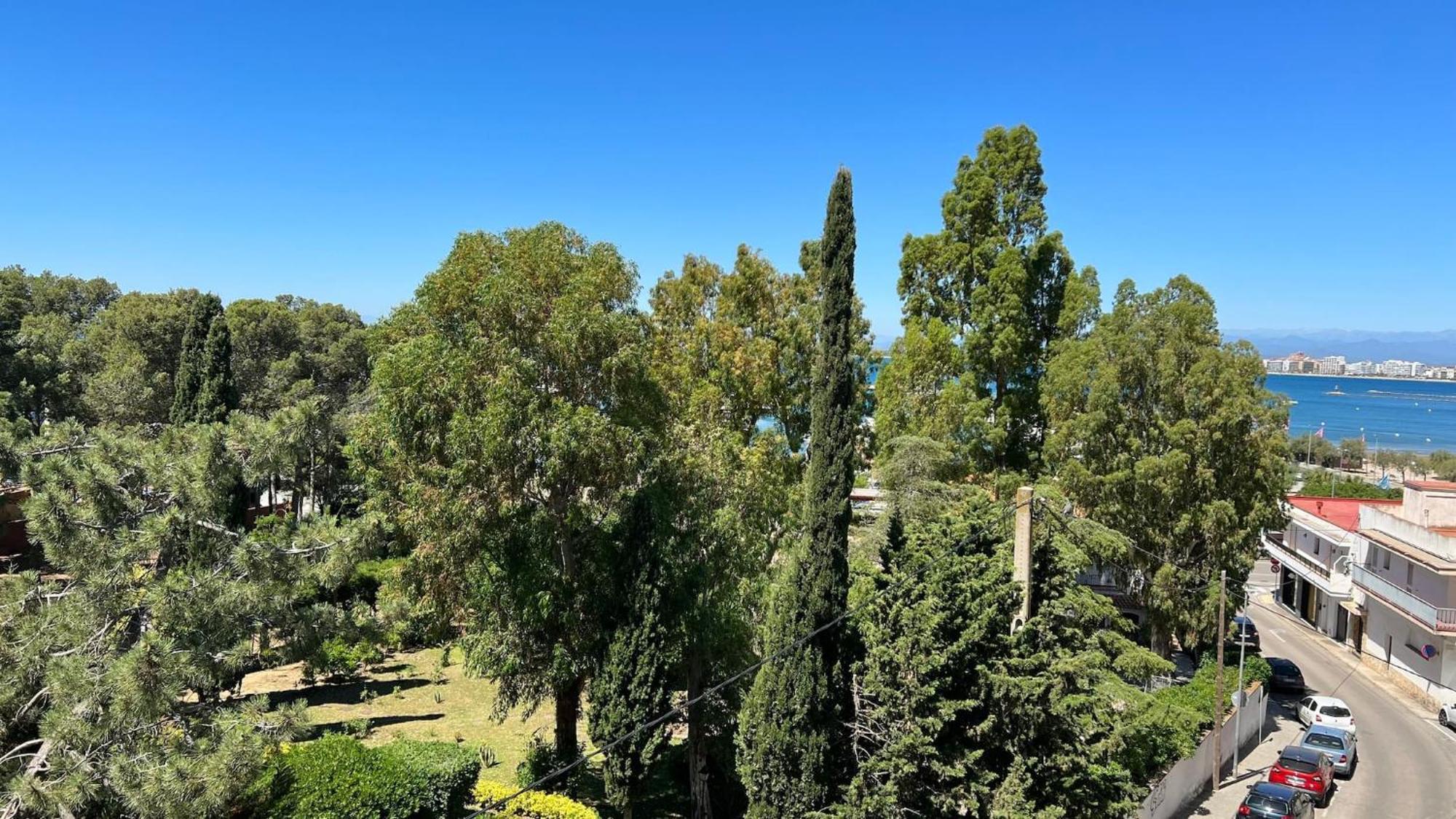 Apartamento Bonito Duplex En Con Vistas Al Mar Cerca De La Playa